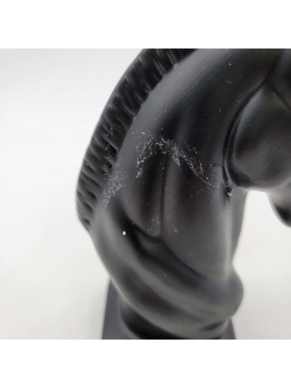 Black Horse Head Chess Piece Statue Table Decor - Picture 7 of 11